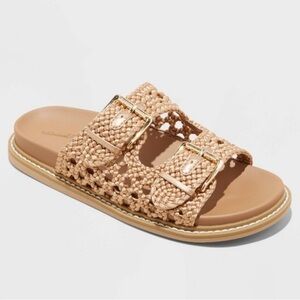 Kylie crochet footbed sandal. Size 8. Used great condition.